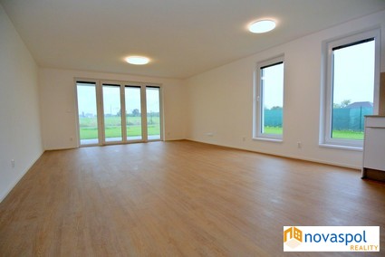 Novostavba 4+kk 125 m2, zahrada cca 400 m2, U Hrnčíř, Jesenice, okres Praha západ. - Fotka 6