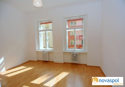 2+1, 57 m2, Sudoměřská, Praha 3 Žižkov. - Fotka 2