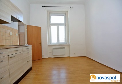 1+1, 35 m2, Svatoslavova, Praha 4 Nusle. - Fotka 1