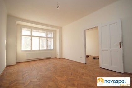 Rekonstrukce: 3+1, 85m2, Praha 6, Terronská ulice, u metra Dejvická, 3 neprůchozí pokoje - Fotka 4