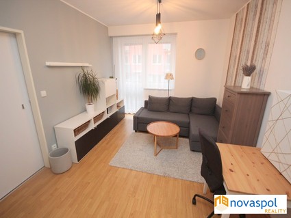 Novostavba Jinočany: 2+kk s balkonem, kompletně zařízeno - Fotka 8