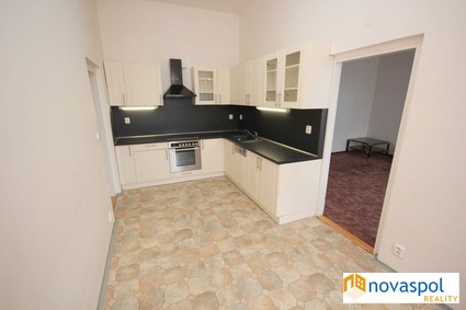 2+1, 75m2, rekonstrukce, Táboritská ulice - Fotka 12