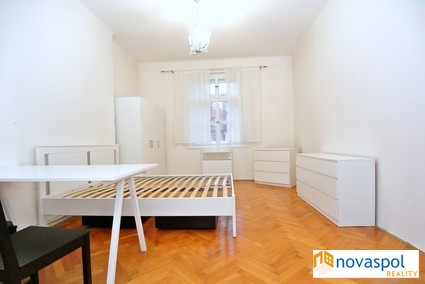 1+kk, 26 m2, Přemyslovská, Praha 3 Vinohrady. - Fotka 4