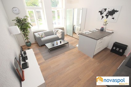 Designový byt 2+kk v oblíbené lokalitě na pomezí Vinohrad a Vršovic - Fotka 5