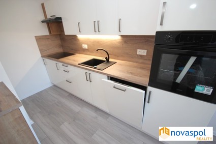 3+1/B, 74m2,  po rekonstrukci, Praha 4 - sídliště Spořilov, Dunická ulice - Fotka 6