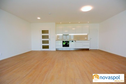 Novostavba 4+kk 145 m2, zahrada cca 100 m2, U Hrnčíř, Jesenice, okres Praha západ. - Fotka 7