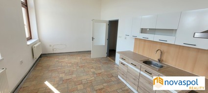 2+1, 78m2, Čáslav, náměstí Jana Žižky z Trocnova - Fotka 6