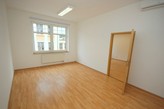 Kancelář 20m2,  Praha 4 - Michle, výborná dopravní dostupnost, nově po rekonstrukci