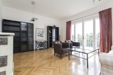 Krásný, světlý, zrekonstruovaný byt 2+1, 60m2 s balkonem v 1. patře vily, garáž, zahrada, Modřany