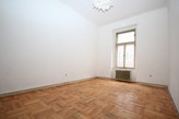3+1, 74m2, Praha 1, Školská ulice, neprůchozí pokoje