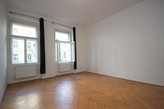 3+1, 100m2, Praha 2 - Vinohrady, neprůchozí pokoje, 2x koupelna, 2xWC, vhodné pro spolubydlení