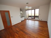 Novostavba, nejvyšší patro: 3+kk, 76m2 + 2 terasy 22m2, nadstandard, u ateliérů Barrandov