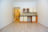 Od dubna: 1+kk, 20 m2, U Nikolajky, Praha 5 Smíchov.