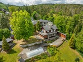 Prodej chaty 170 m2 a novostavby 248 m2, pozemek 2842 m2, Hřiměždice.