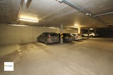 Garážové stání, Praha 9, u metra Kolbenova, ulice Strnadových