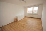 1+1, 40m2, rekonstrukce, krásný výhled, Praha…